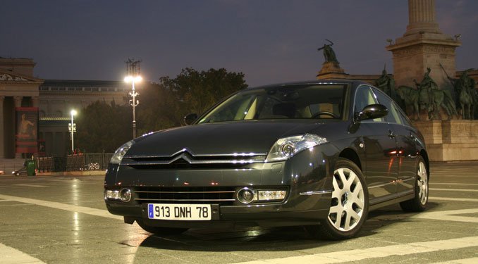 Teszt: Citroën C6 3.0 V6 42