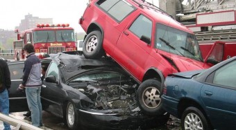 Kötelezőt a bontott csirke mellől