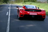 Teszt: Ferrari Enzo 35