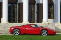 Teszt: Ferrari Enzo 62