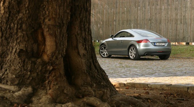 Teszt: Audi TT 3,2 17