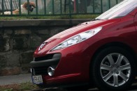 Teszt: Peugeot 207 1.6 HDi 44