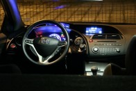 Teszt: Honda Civic 2.2 i-CTDi 49