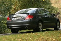 Teszt: Honda Legend 3.5V6 36