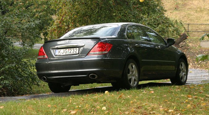 Teszt: Honda Legend 3.5V6 11