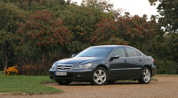 Teszt: Honda Legend 3.5V6 16