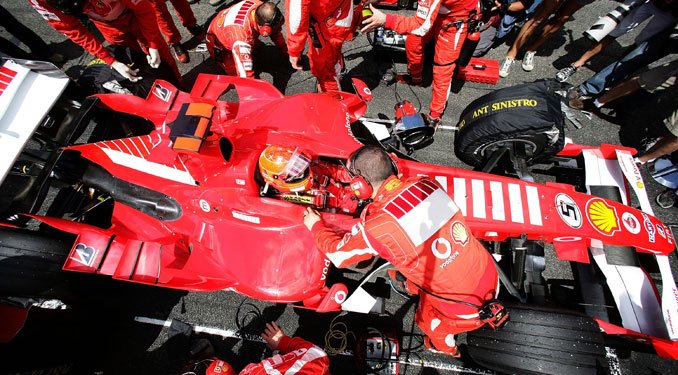 Massa és Räkkönen is Schumacher vezető helyére pályázik