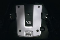 A nagyobb V6-os 315 lovas