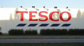 Benzin helyett dízelt adtak a Tesco-nál