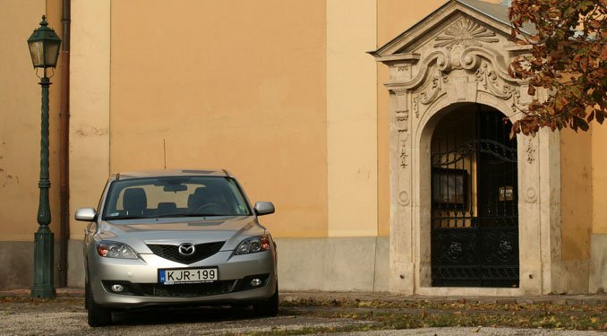 Teszt: Mazda3 Sport CD 110 TX 17