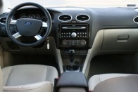 Teszt: Ford Focus 1,6 TDCi CVT 34