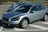 Teszt: Volvo C30 T5 és D5 56