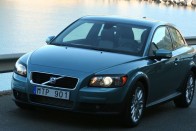 Teszt: Volvo C30 T5 és D5 86