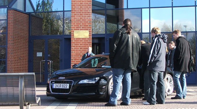 420 lóerős az Audi R8