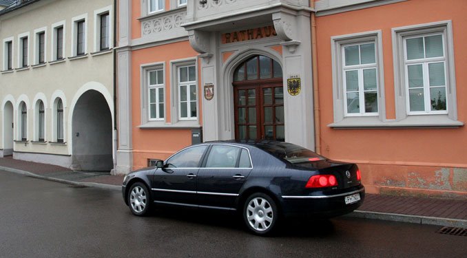 Teszt: VW Phaeton 24