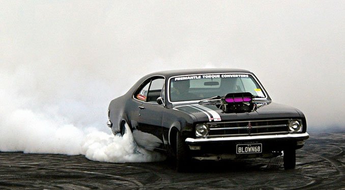 Gumiégetés a nappaliban