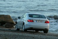 Vezettük: Lexus LS 460 74