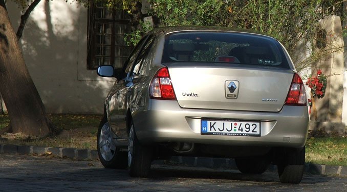 Semmi nincs ingyen: 98 lóerő, de 9,4 liter városban