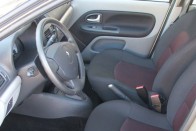 Teszt: Renault Thalia 1.4 16V 37