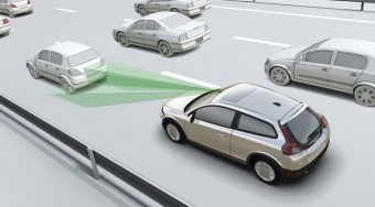 Magától fékez a Volvo