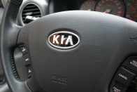 Teszt: KIA Carens 2,0 CRDi 66