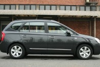 Teszt: KIA Carens 2,0 CRDi 84