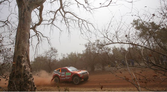 /Galeria/Dakar_2007/14_szakasz//Dakar_07_14_szak_Masuoka.jpg