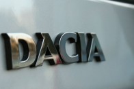 Teszt: Dacia Logan kombi 79