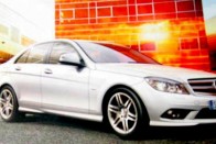 Új formában a Mercedes C-osztály 24