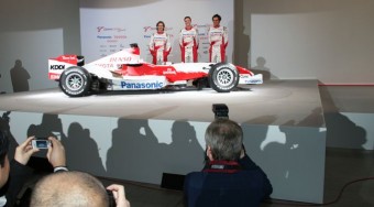 A győzelem kapujában a Toyota