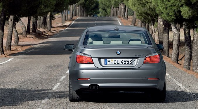 500 lóerős kombi a BMW-től 16