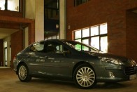 Teszt: Peugeot 407 2.7 Hdi 37