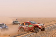 /Galeria/Dakar_2007/7_szakasz//Dakar_07_6_szak_1201_h05.jpg