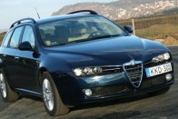 Teszt: Alfa 159 SW 2.4 JTDm 33