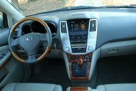 Teszt: Lexus RX 350 39