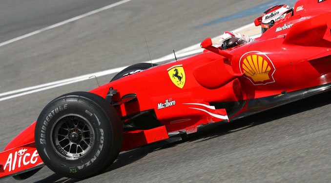 F1: A Ferrari gyorsabb a többieknél 10