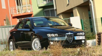 Teszt: Alfa 159 3,2 Q4