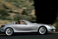 Elkészül az SLR Roadster