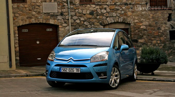 Vezettük: Citroën C4 Picasso 40