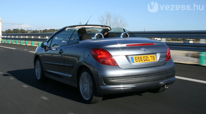 Vezettük: Peugeot 207 CC 58