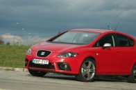 Teszt: SEAT Leon FR 32