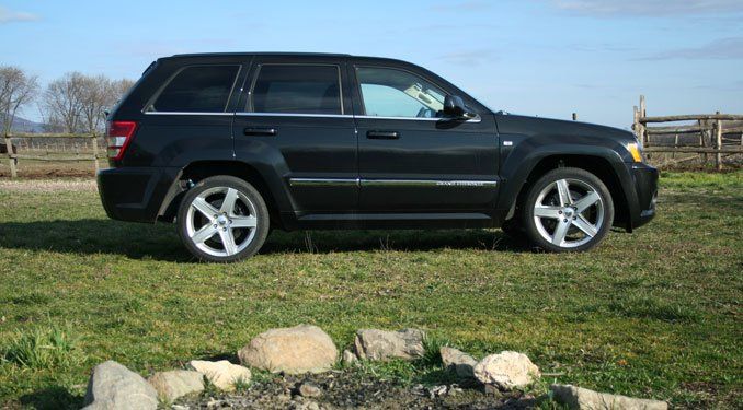 Teszt: Jeep Grand Cherokee SRT 8 37