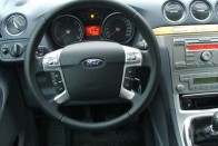 Teszt: Ford Galaxy 2.0 TDCi 46