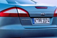 Új Ford Mondeo akár 220 lóerővel 17