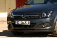 Vezettük: Opel Astra 1.6 Turbo 78
