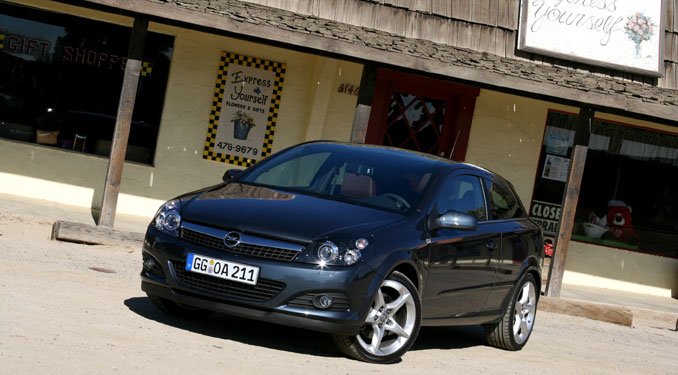 Vezettük: Opel Astra 1.6 Turbo 33