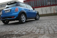 Teszt: Mini Cooper S 64