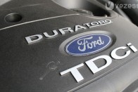 Vezettük: Ford Ranger 2,5 TDCi 56