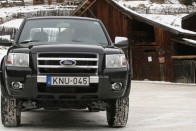 Vezettük: Ford Ranger 2,5 TDCi 62