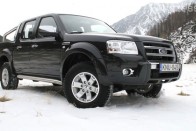 Vezettük: Ford Ranger 2,5 TDCi 74